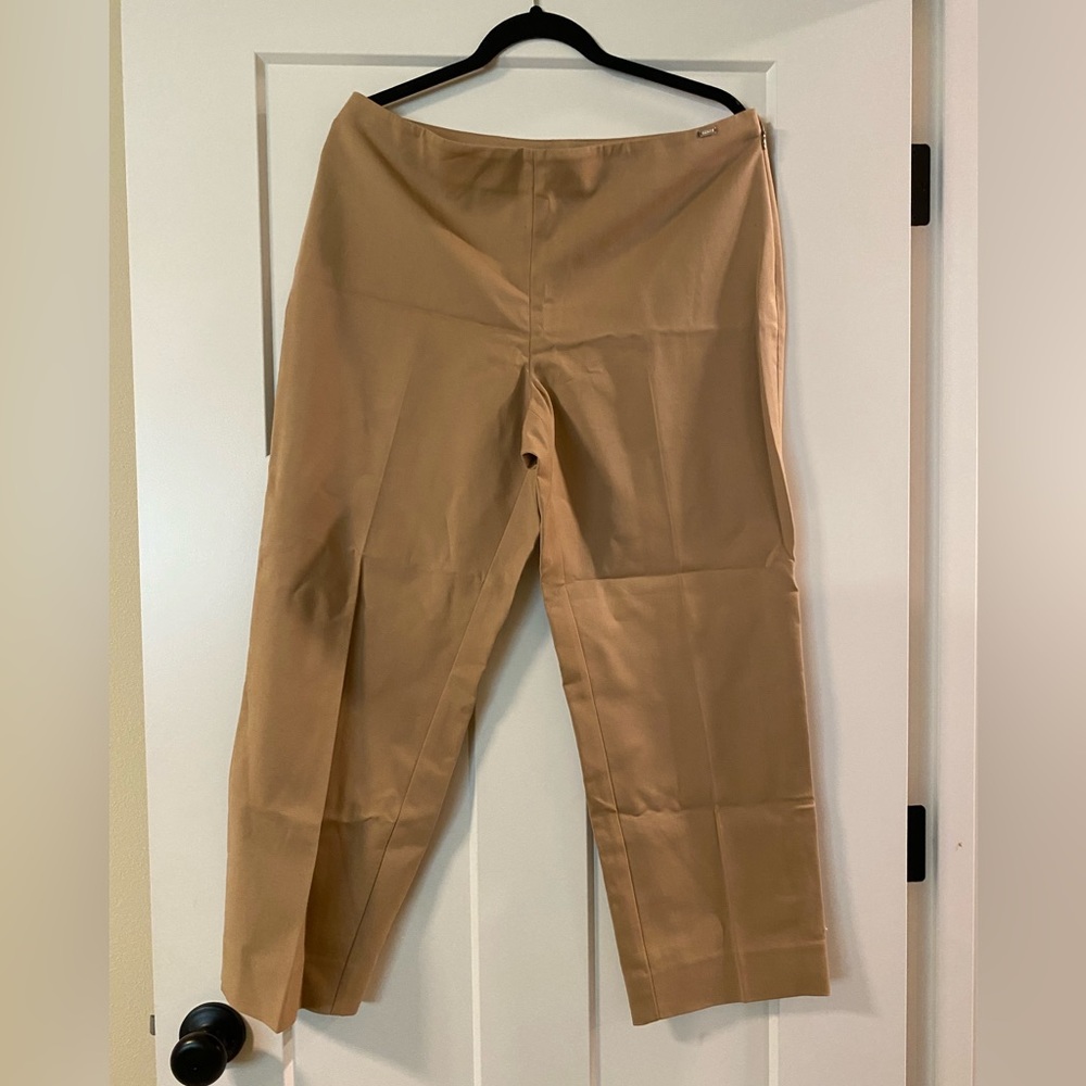 St John yellow label cropped pants 12